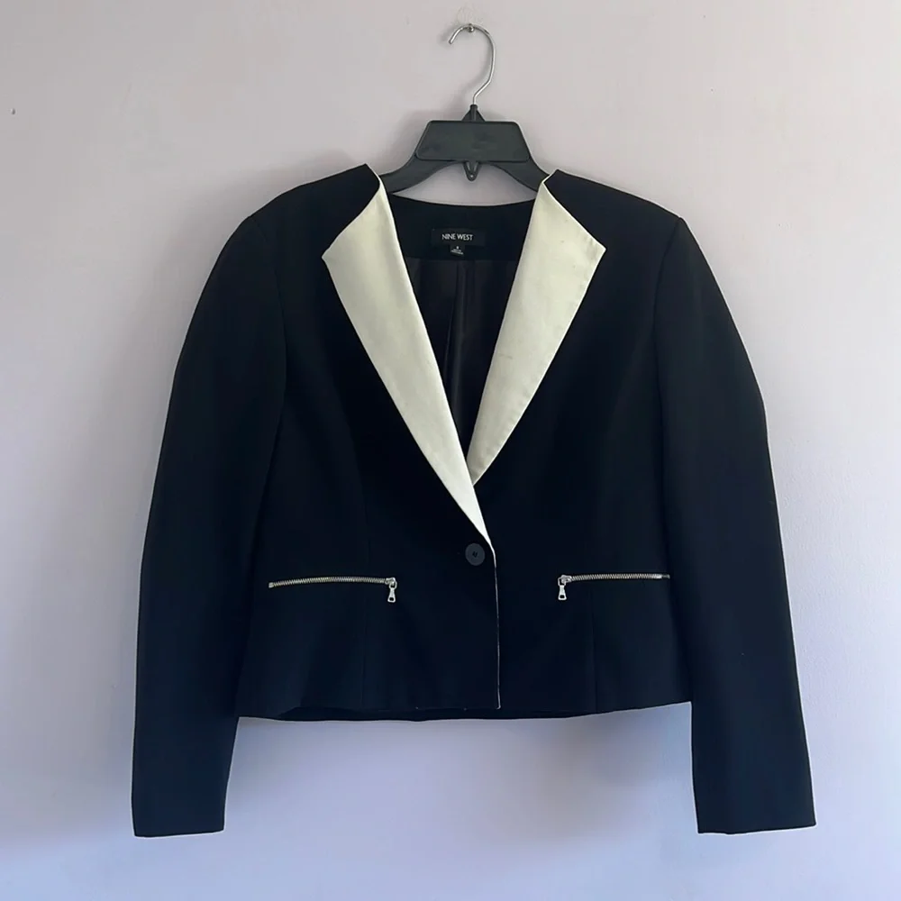 Size 8 Nine West Black and White Suit Jacket - Picture 1 of 3